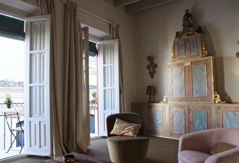 Eva Recommends Sentencia