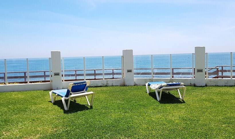 Exquisite Calahonda Beach Studio