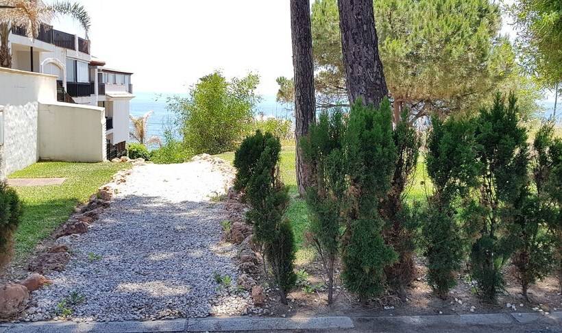 Exquisite Calahonda Beach Studio