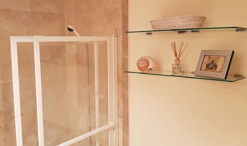 Exquisite Calahonda Beach Studio