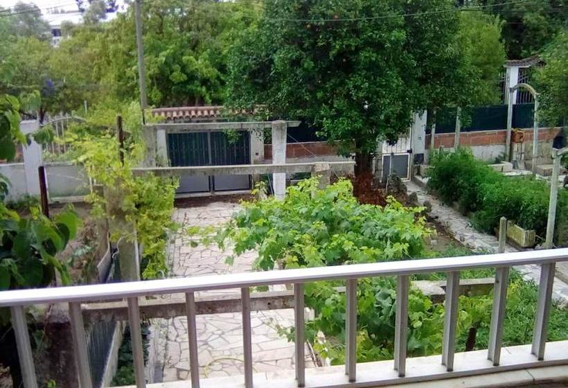 House With 2 Bedrooms In Charneca De Caparica, With Private Pool, Enclosed Garden And Wifi 4 Km Fro