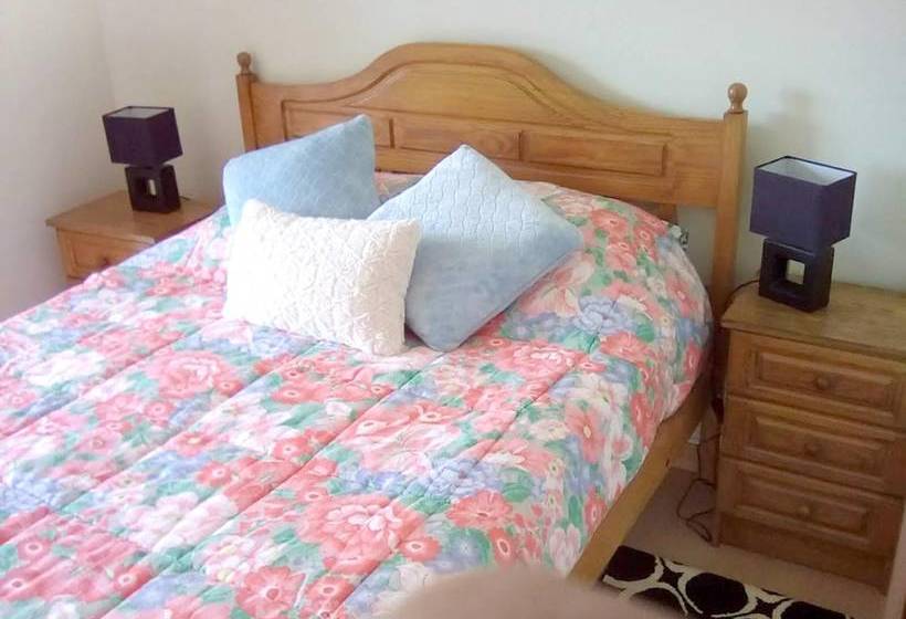 House With 2 Bedrooms In Charneca De Caparica, With Private Pool, Enclosed Garden And Wifi 4 Km Fro