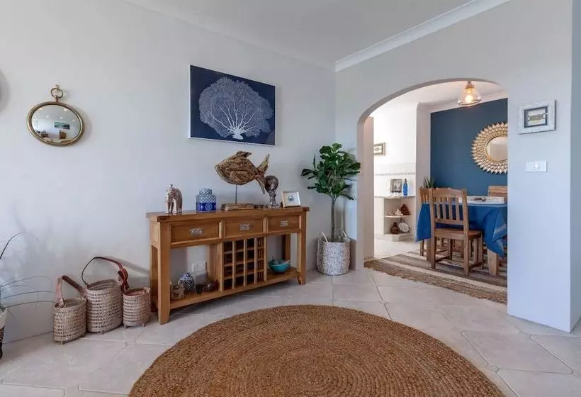 Kiah Unit 9  Nelson Bay