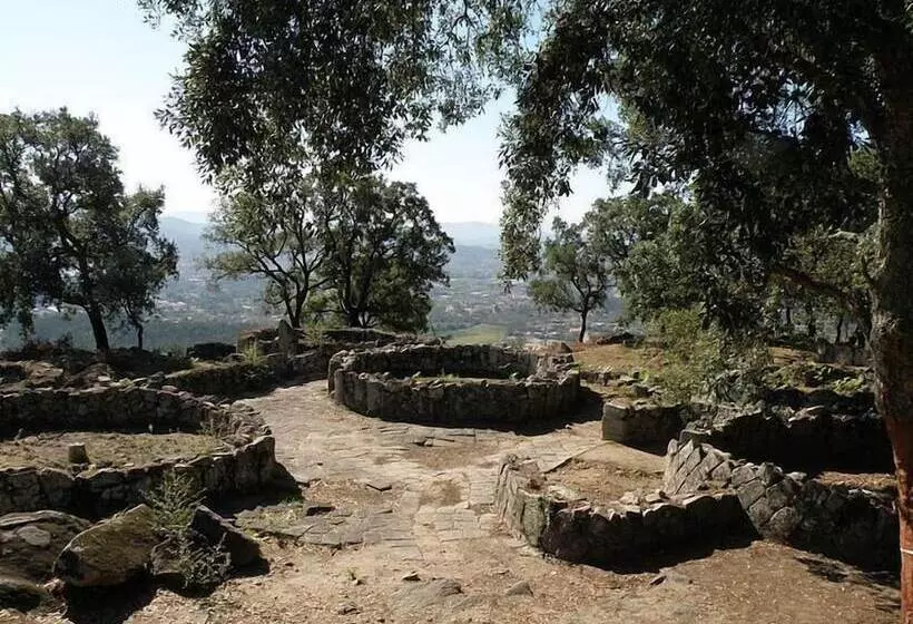 Private Modern Home, Fully Equipped, Near Historic Braga Centre