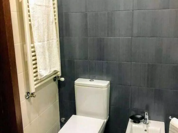 Private Modern Home, Fully Equipped, Near Historic Braga Centre