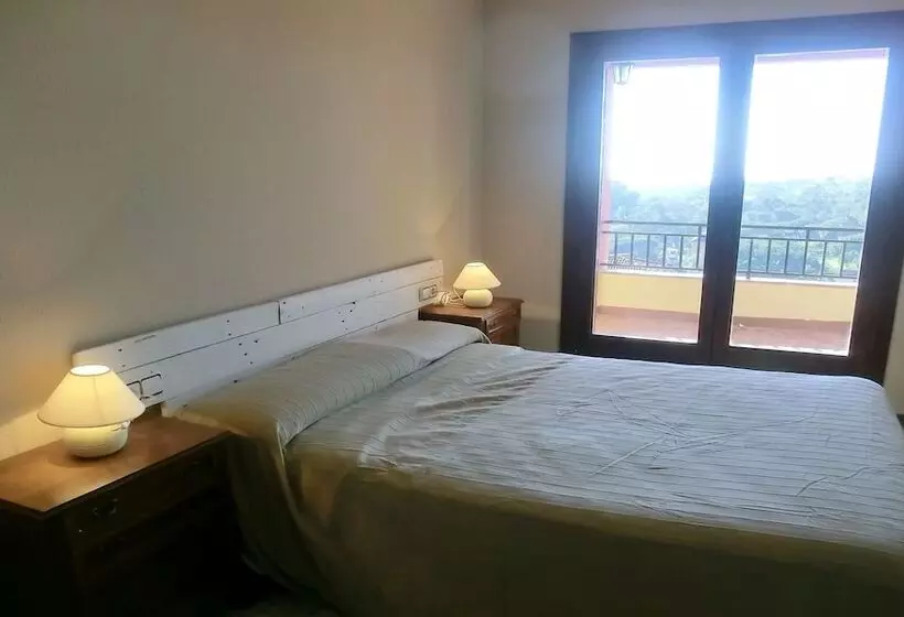 104656    Villa In Blanes