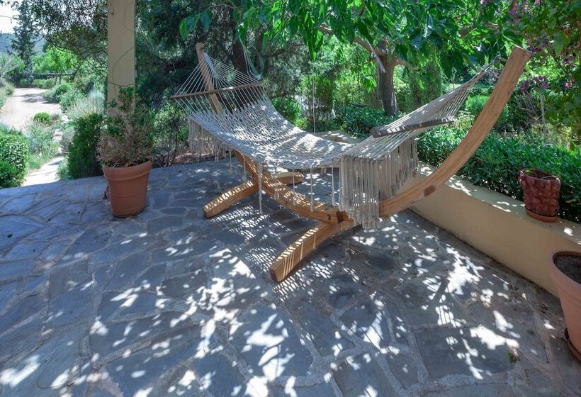 Beautiful Mini Eco Farmhouse