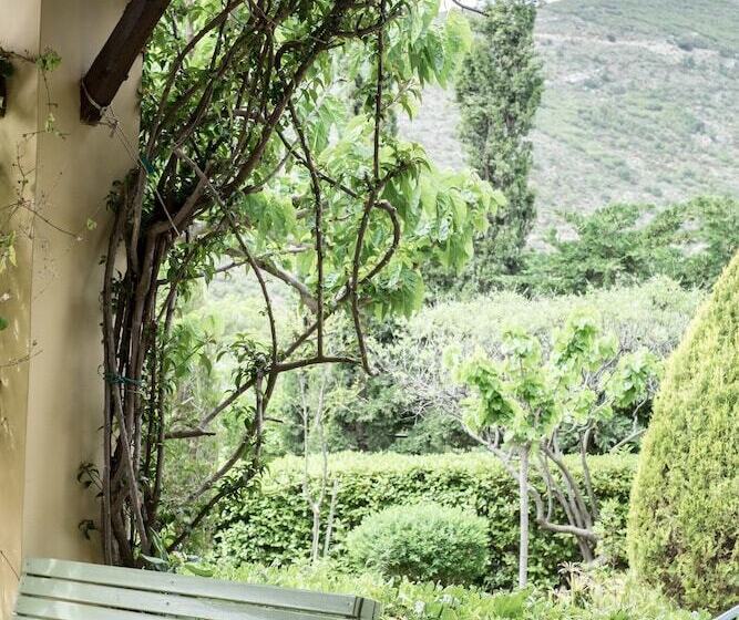 Beautiful Mini Eco Farmhouse