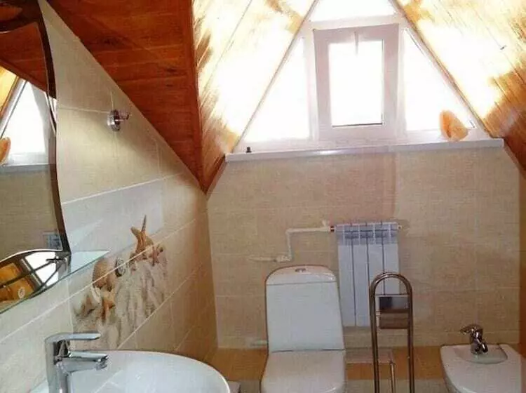 Majatalo Na Krasnozelenykh 38 Guest House