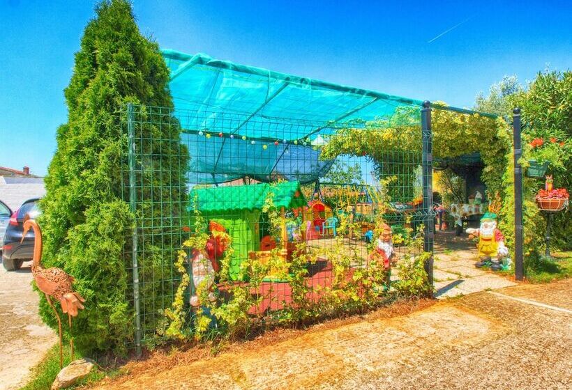 Apartments Anka 1223