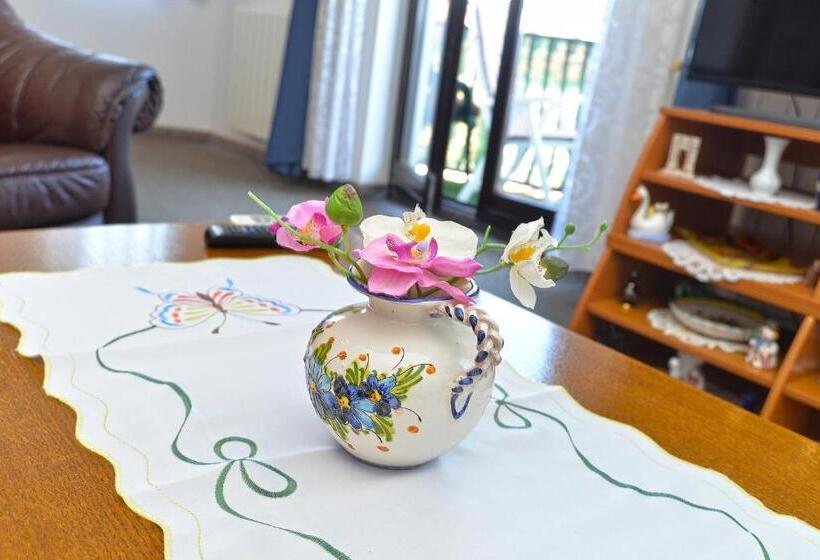 Apartments Anka 1223