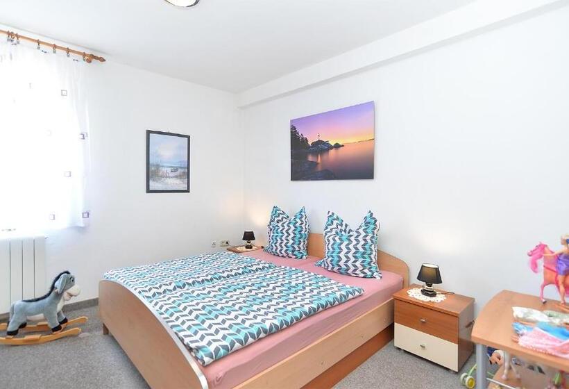 Apartments Anka 1223