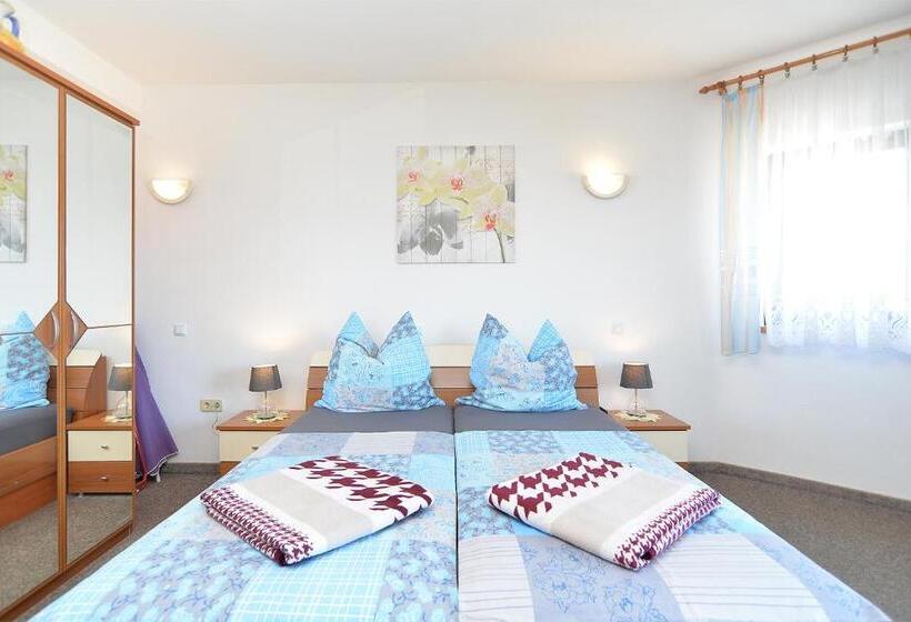 Apartments Anka 1223