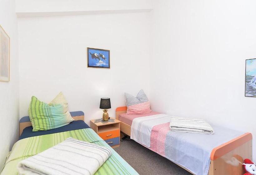 Apartments Anka 1223