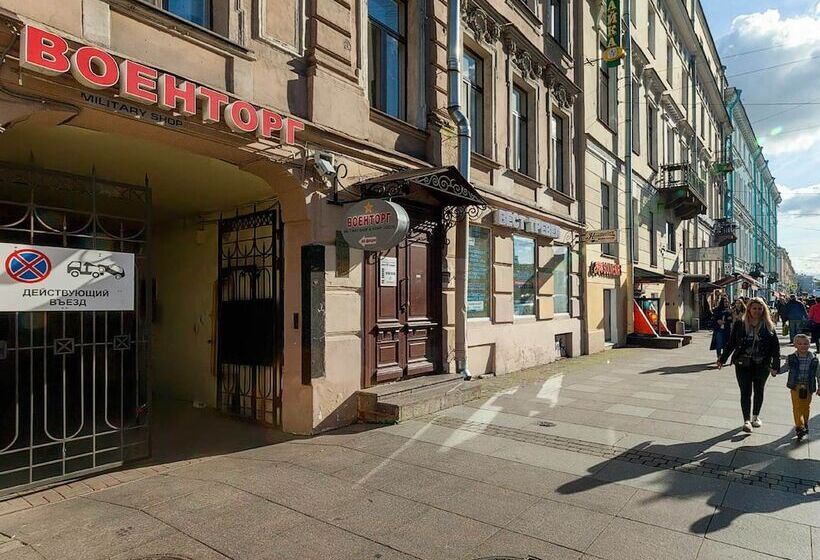 Apartments Comfort On Griboedova 12 15