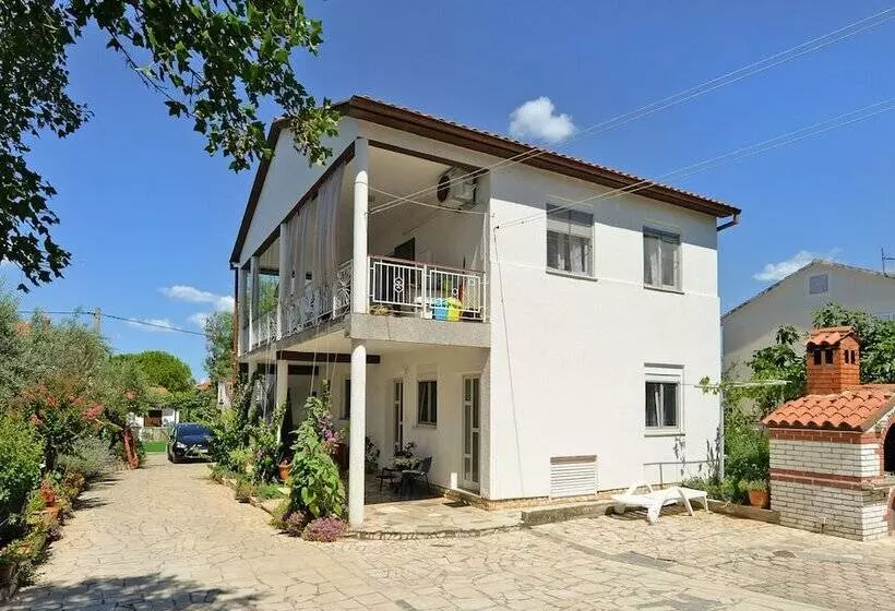 Apartments Jenny 518