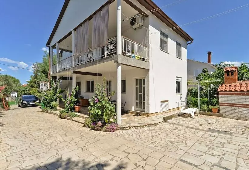 Apartments Jenny 518