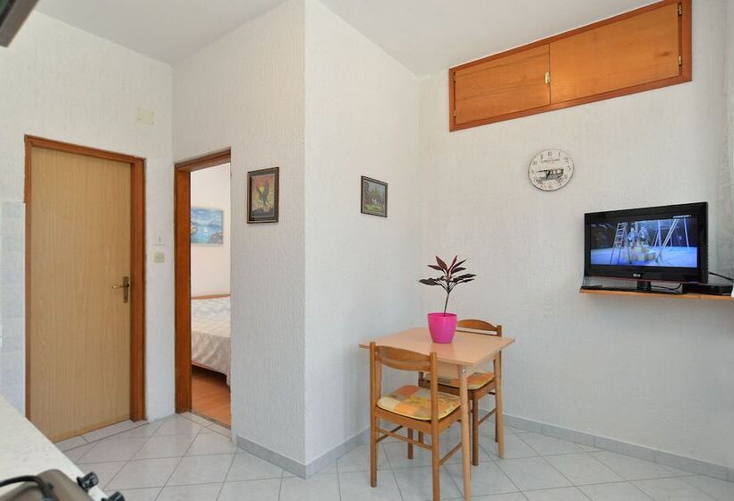 Apartments Jenny 518