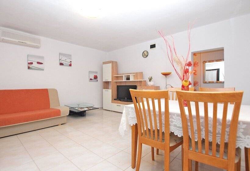 Apartments Luce 1204