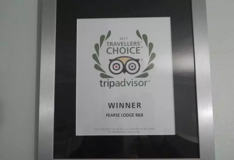 تختخواب و صبحانه Pearse Lodge