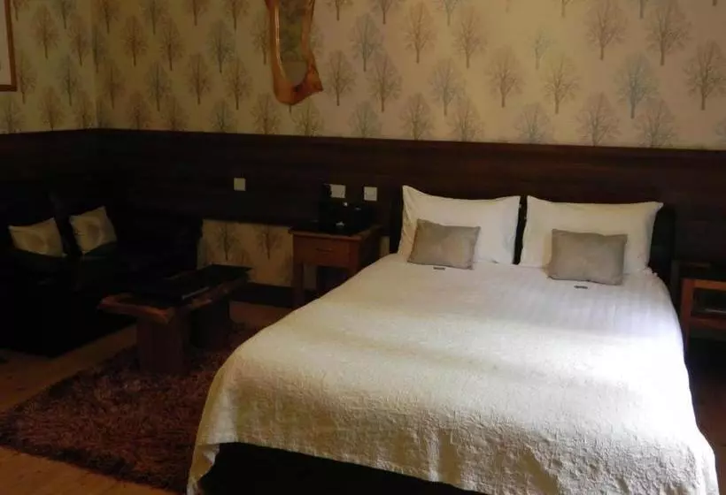 تختخواب و صبحانه Pearse Lodge