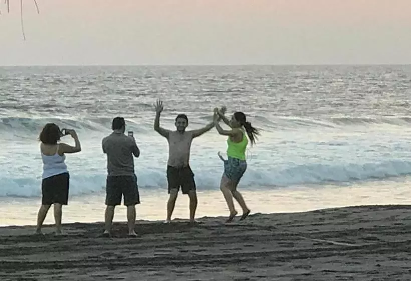 هتل Coco Blue Resort