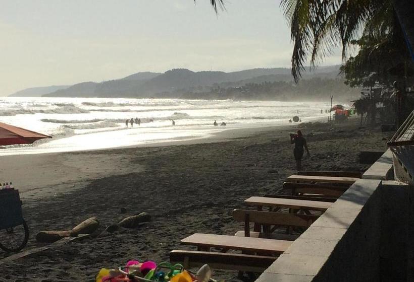 هتل Coco Blue Resort