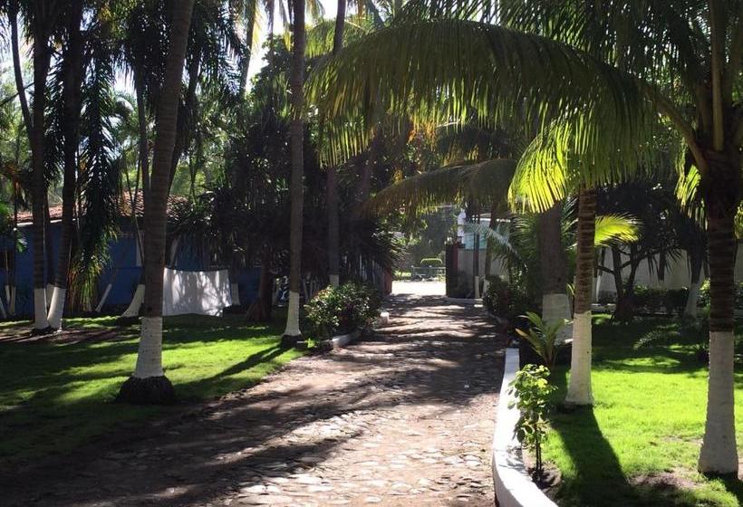 هتل Coco Blue Resort