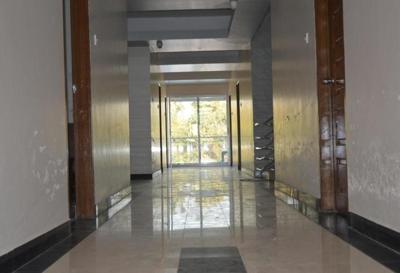 هتل Well Park Resort