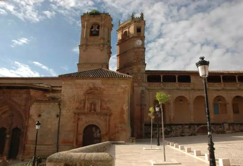 Majatalo Puerta De Alcaraz