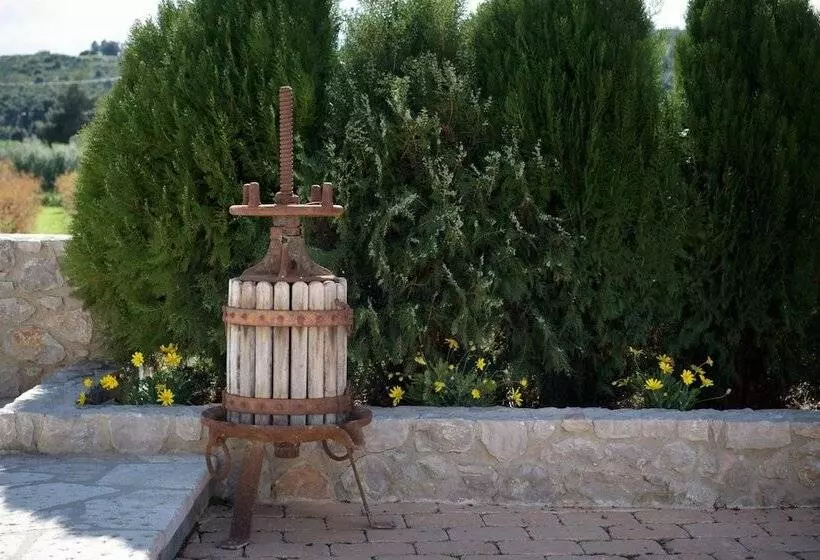 Traditional Guest House Grandma Vitsas