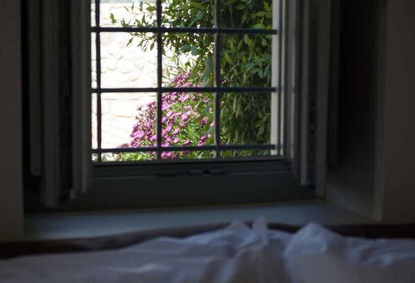 Traditional Guest House Grandma Vitsas