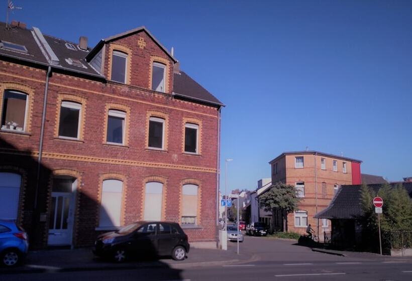 100 M2 3 Room Apartment