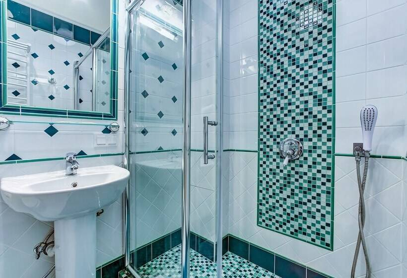 Apartments Near Palace Square