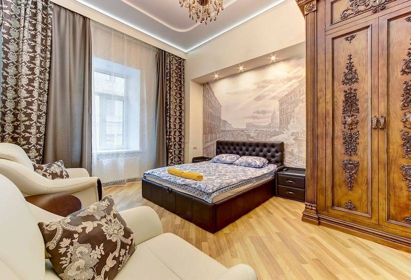 Apartments Near Palace Square