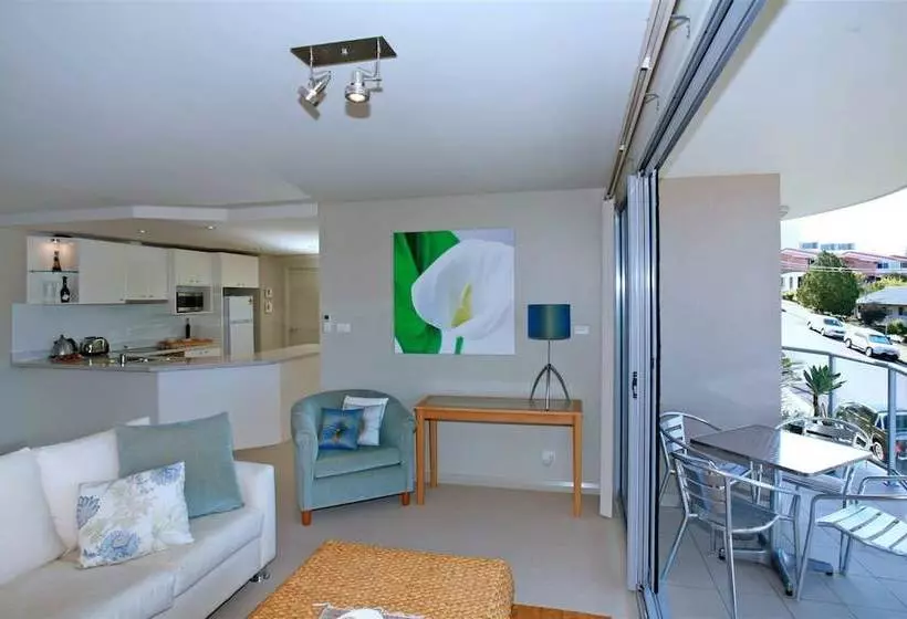 Bayview Apartments, Unit 7/42 Stockton Street