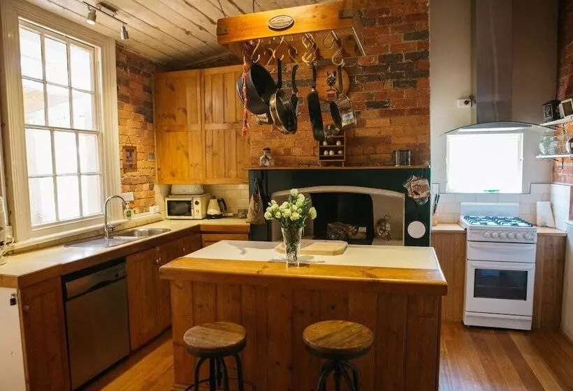 Bell S Cottage Collective