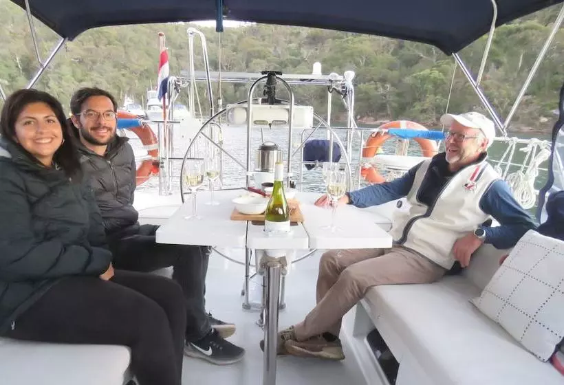 ホテル Sailtas  Sailing Charters To Bruny Island  Adults Only