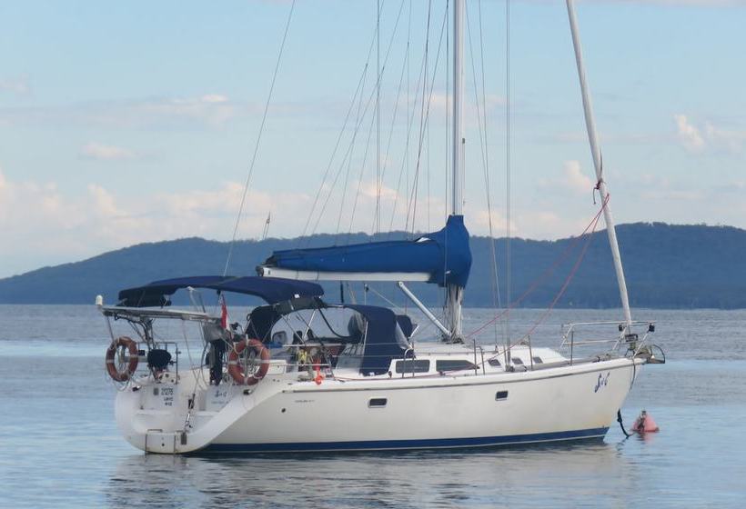 Отель Sailtas  Sailing Charters To Bruny Island  Adults Only