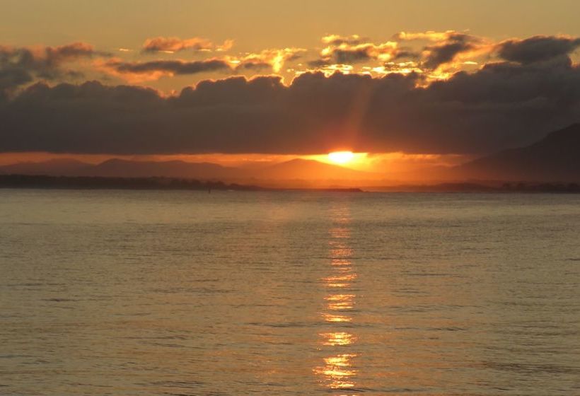 Отель Sailtas  Sailing Charters To Bruny Island  Adults Only