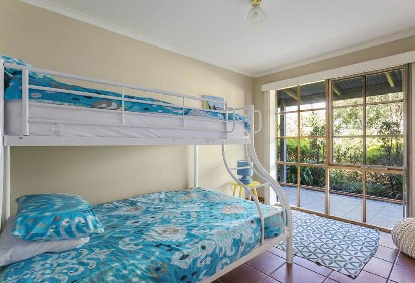 Ocean Breeze Retreat With Spa And Space