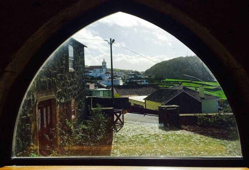 Serreta Island Home Al