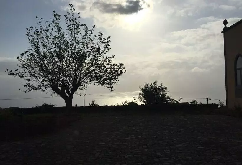 Serreta Island Home Al