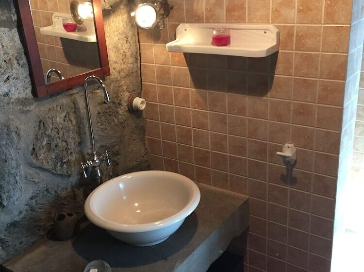 Serreta Island Home Al