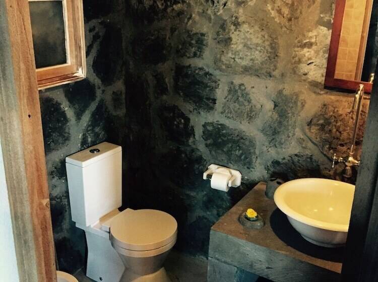 Serreta Island Home Al