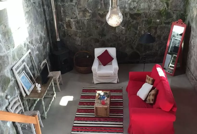 Serreta Island Home Al