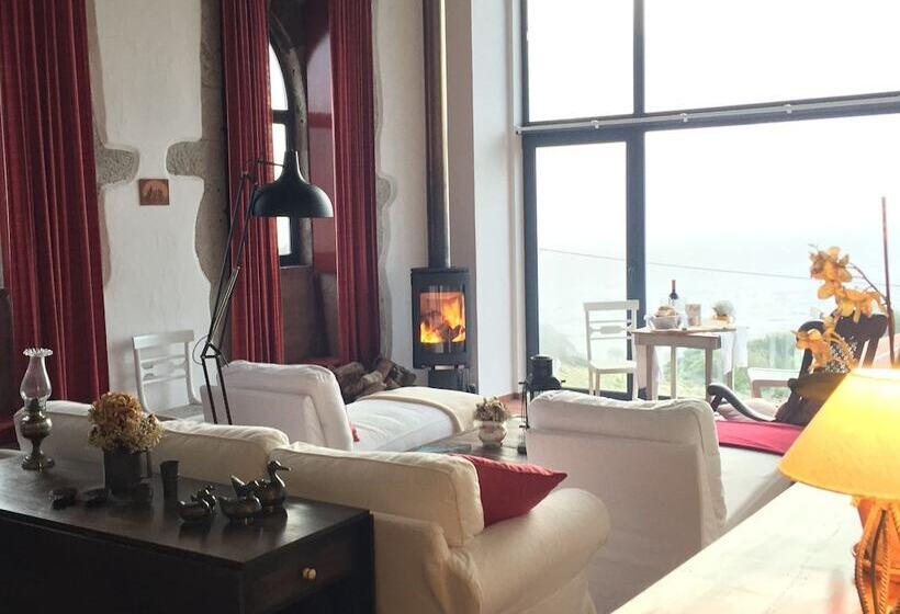 Serreta Island Home Al