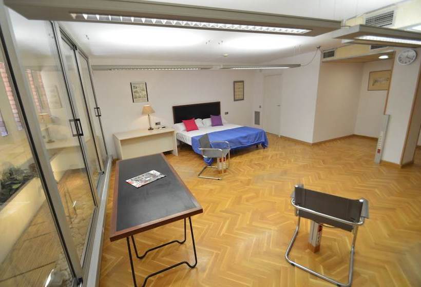 Tarragonasuites El Arquitecto