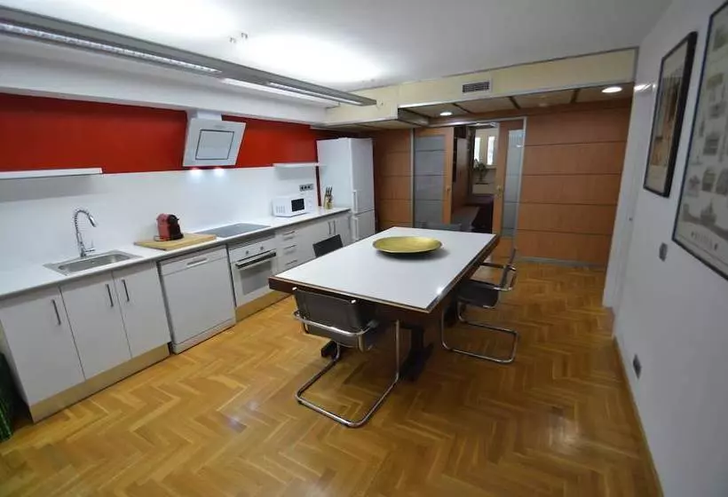 Tarragonasuites  El Arquitecto