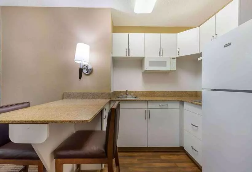 Extended Stay America Suites  Washington, Dc  Alexandria  Eisenhower Ave